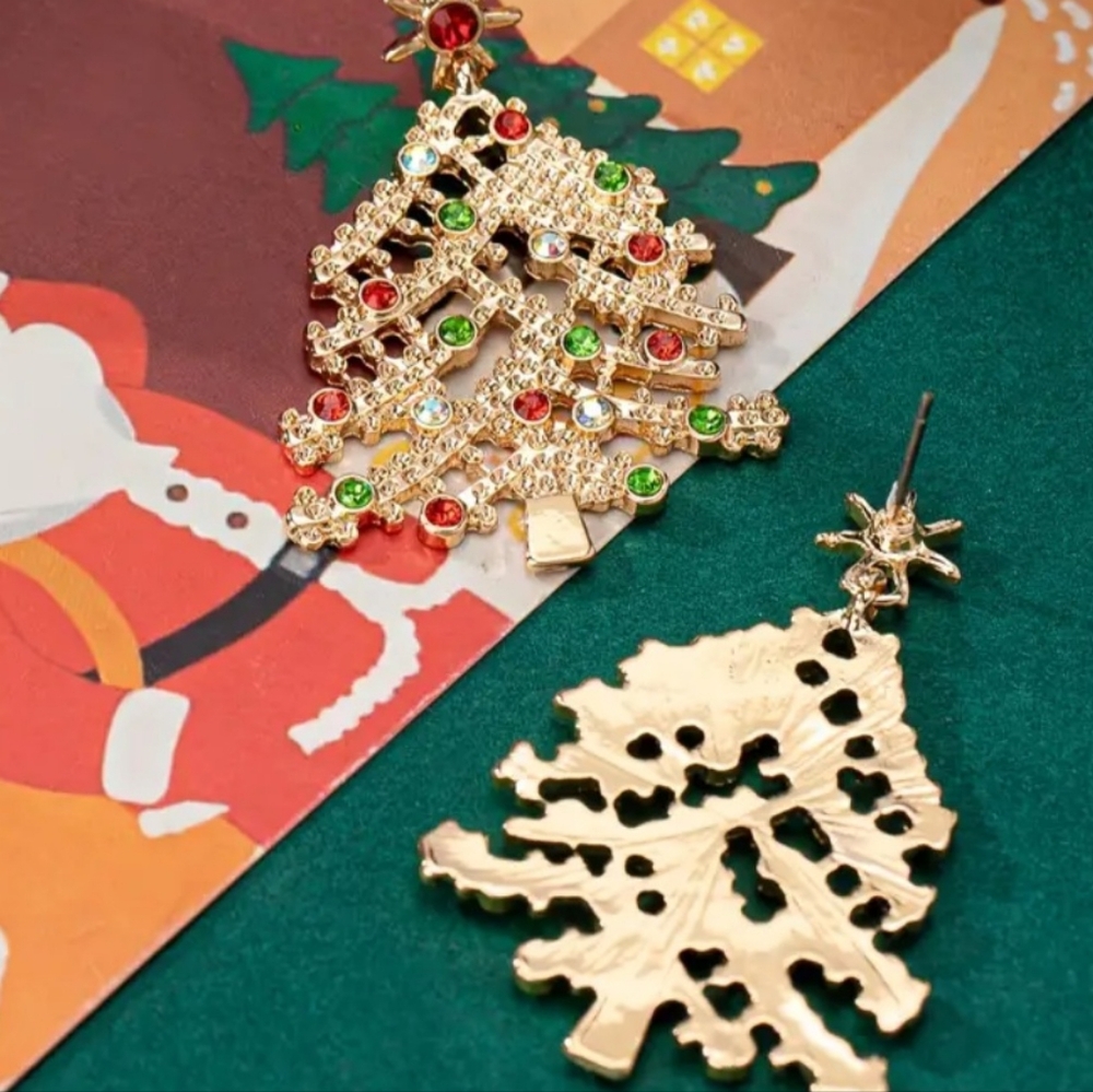 Festive Christmas Tree Earrings - Picture 5 of 5